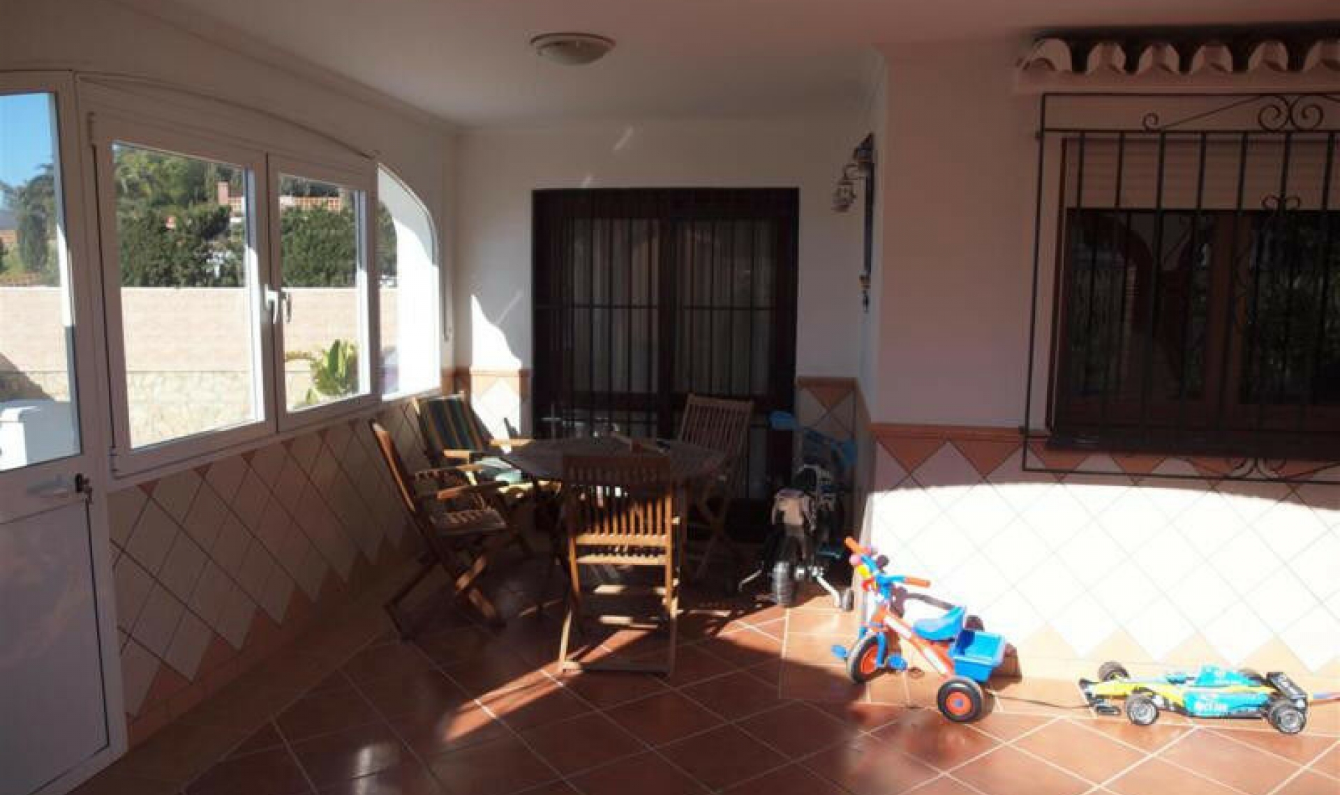 Resale - House -
Caleta de Vélez