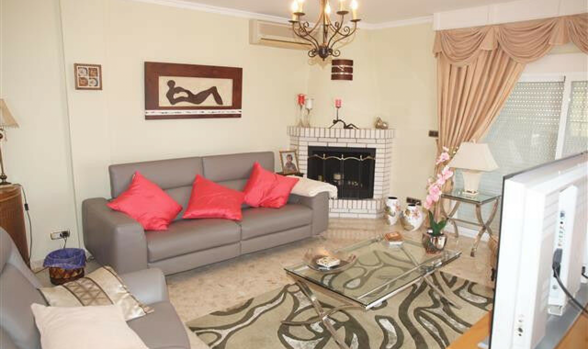 Resale - House -
Caleta de Vélez