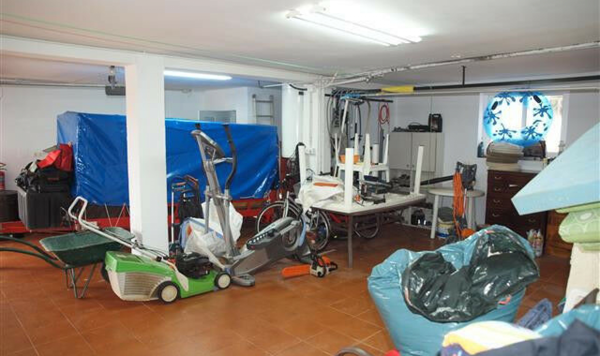 Resale - House -
Caleta de Vélez