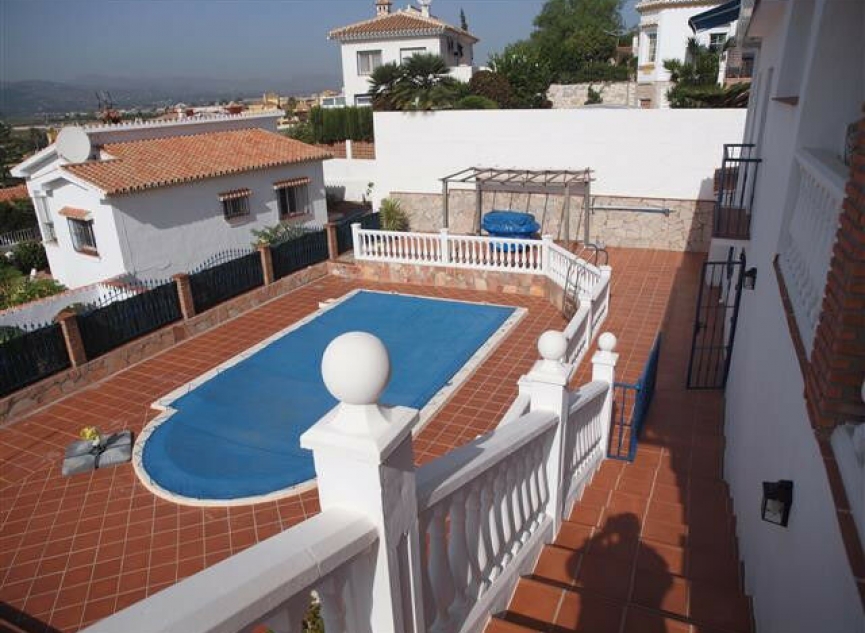 Resale - House -
Caleta de Vélez