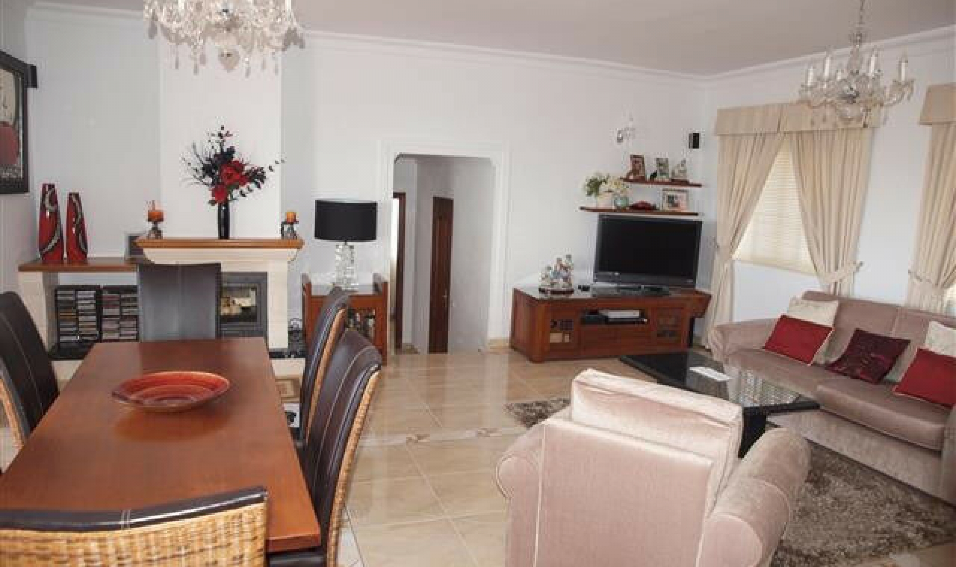 Resale - House -
Caleta de Vélez