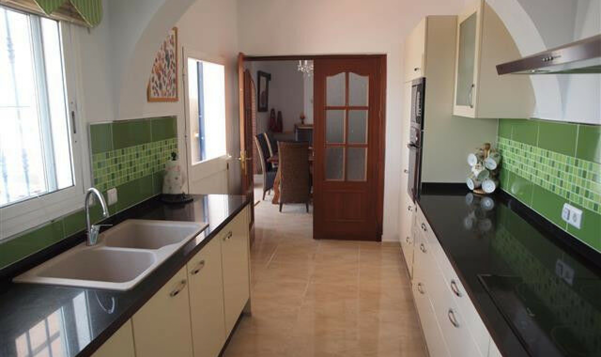 Resale - House -
Caleta de Vélez