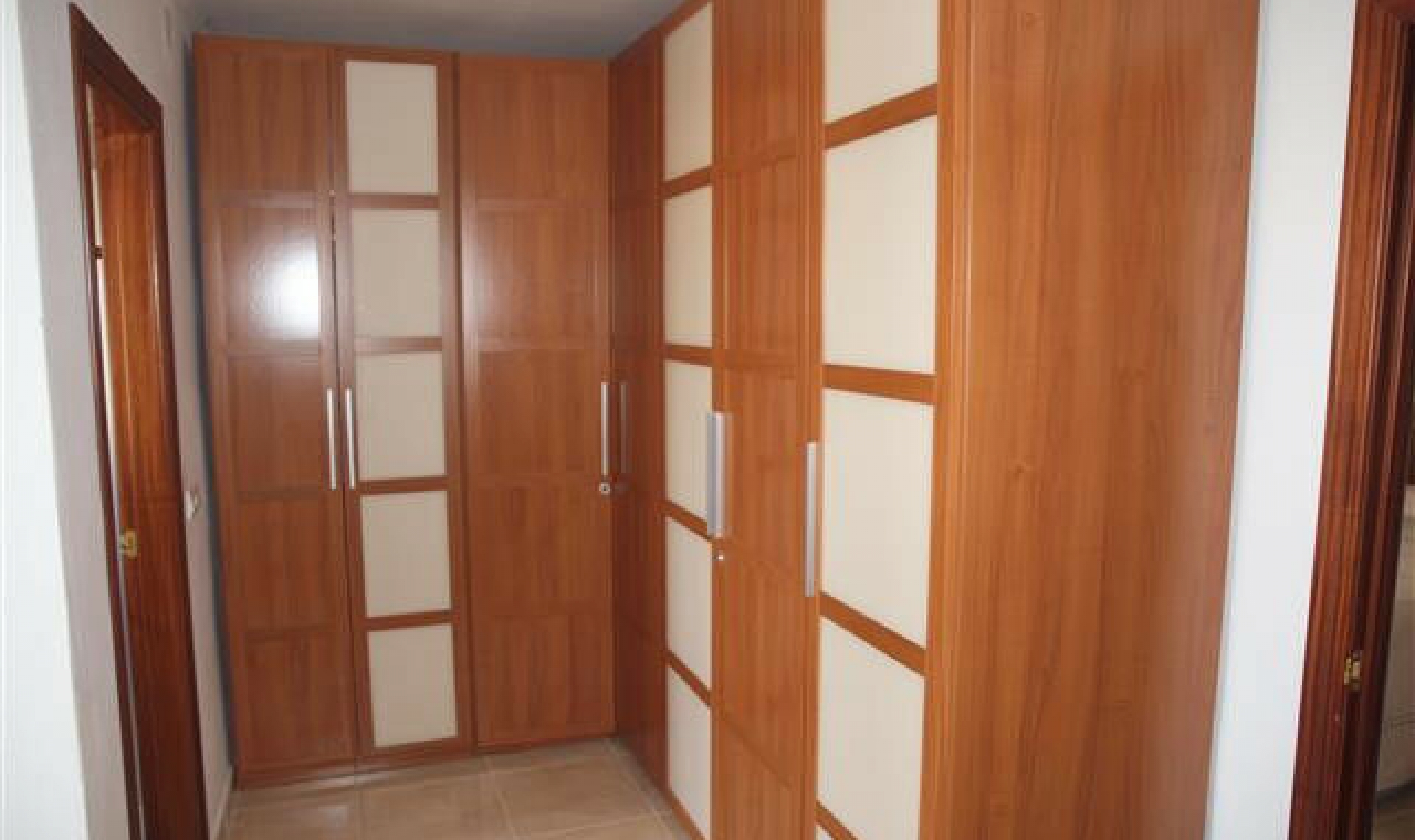 Resale - House -
Caleta de Vélez