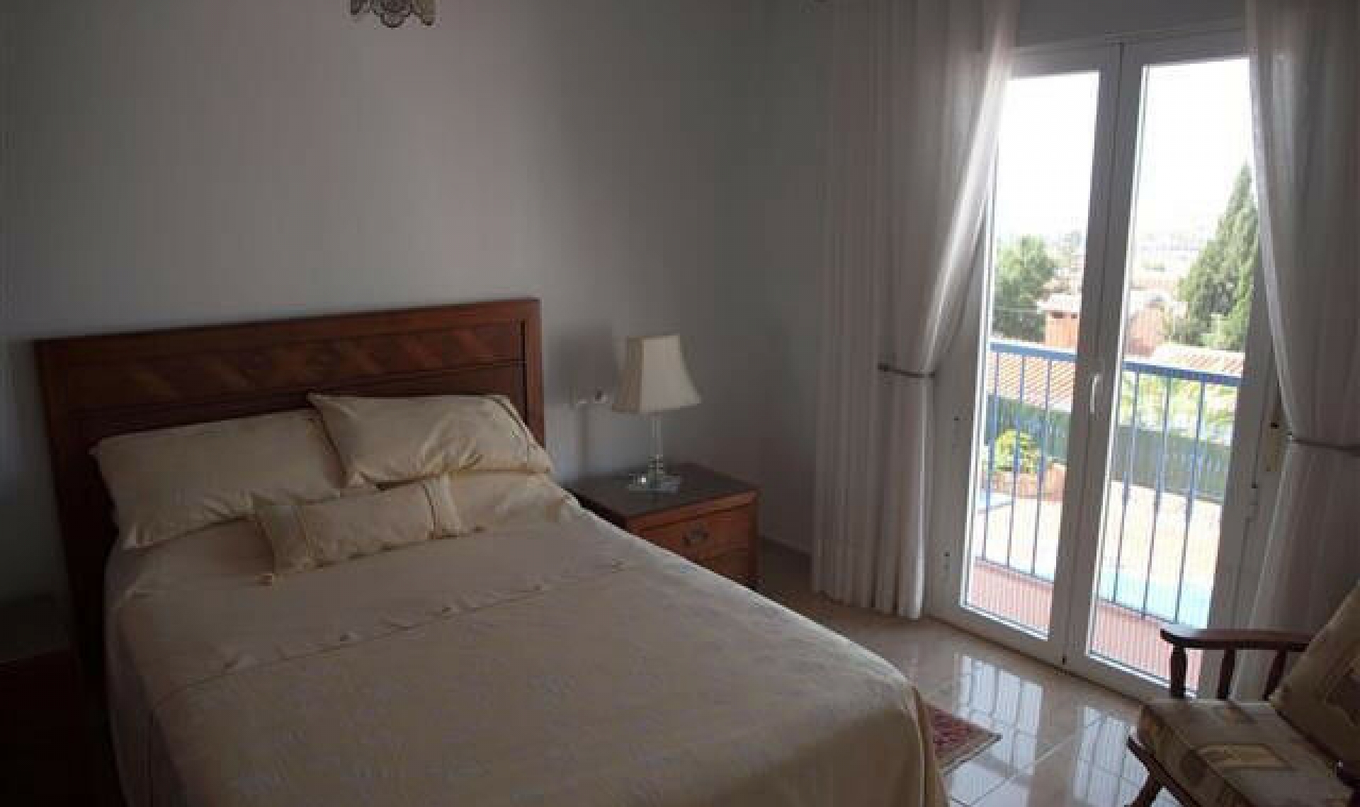 Resale - House -
Caleta de Vélez