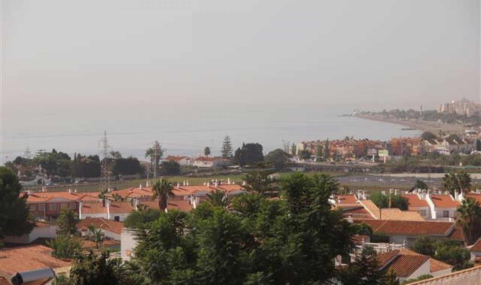 Resale - House -
Caleta de Vélez