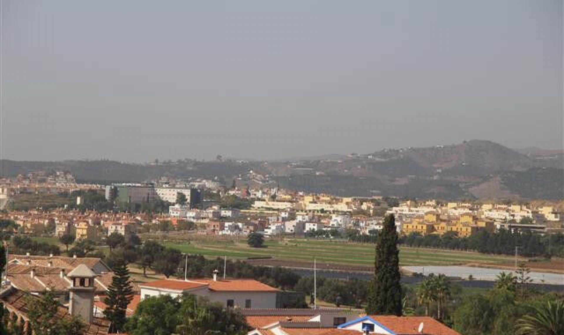 Resale - House -
Caleta de Vélez