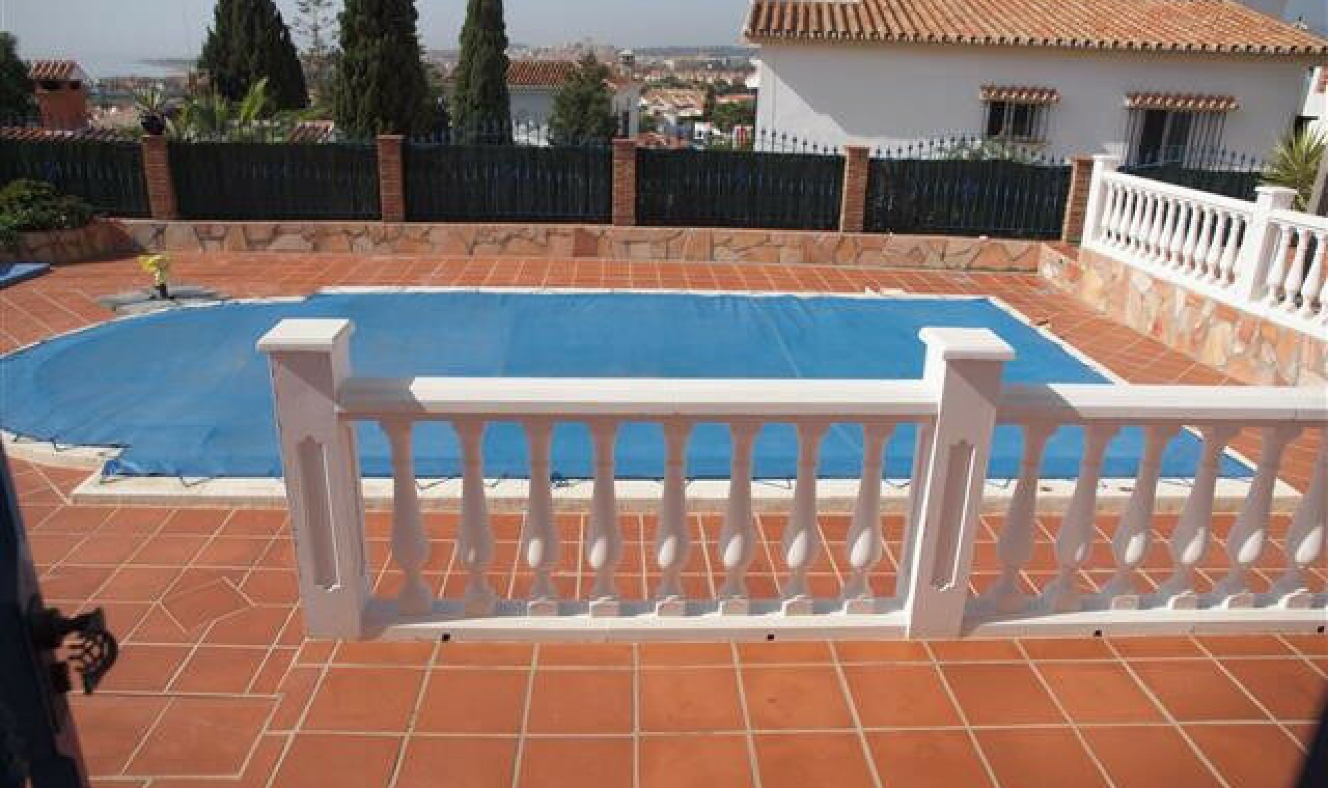 Resale - House -
Caleta de Vélez