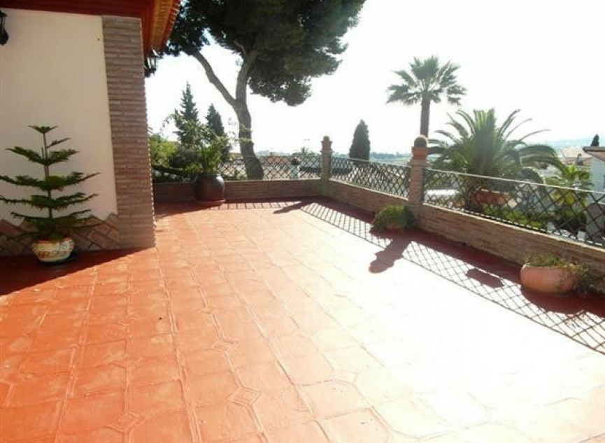 Resale - House -
Caleta de Vélez