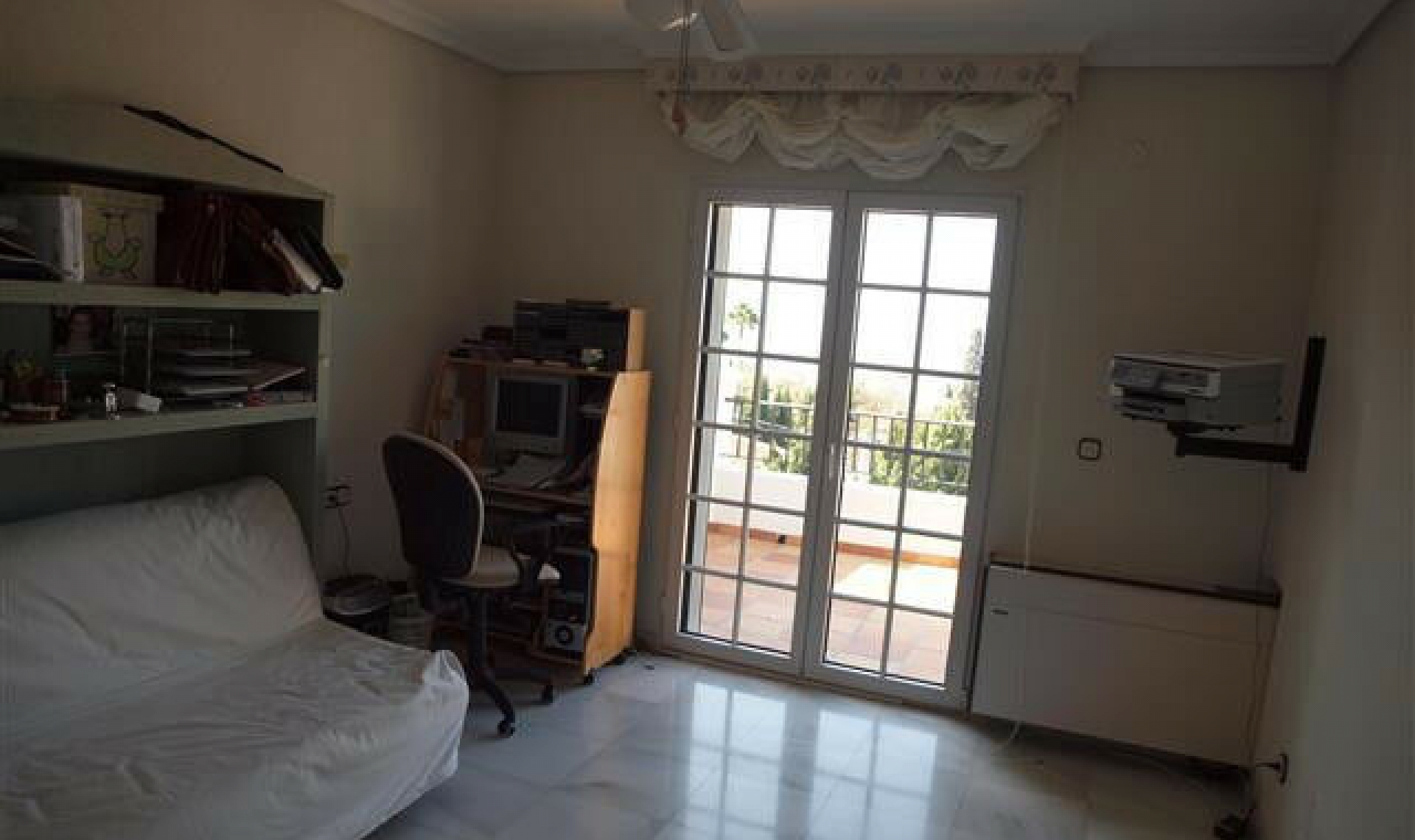 Resale - House -
Caleta de Vélez