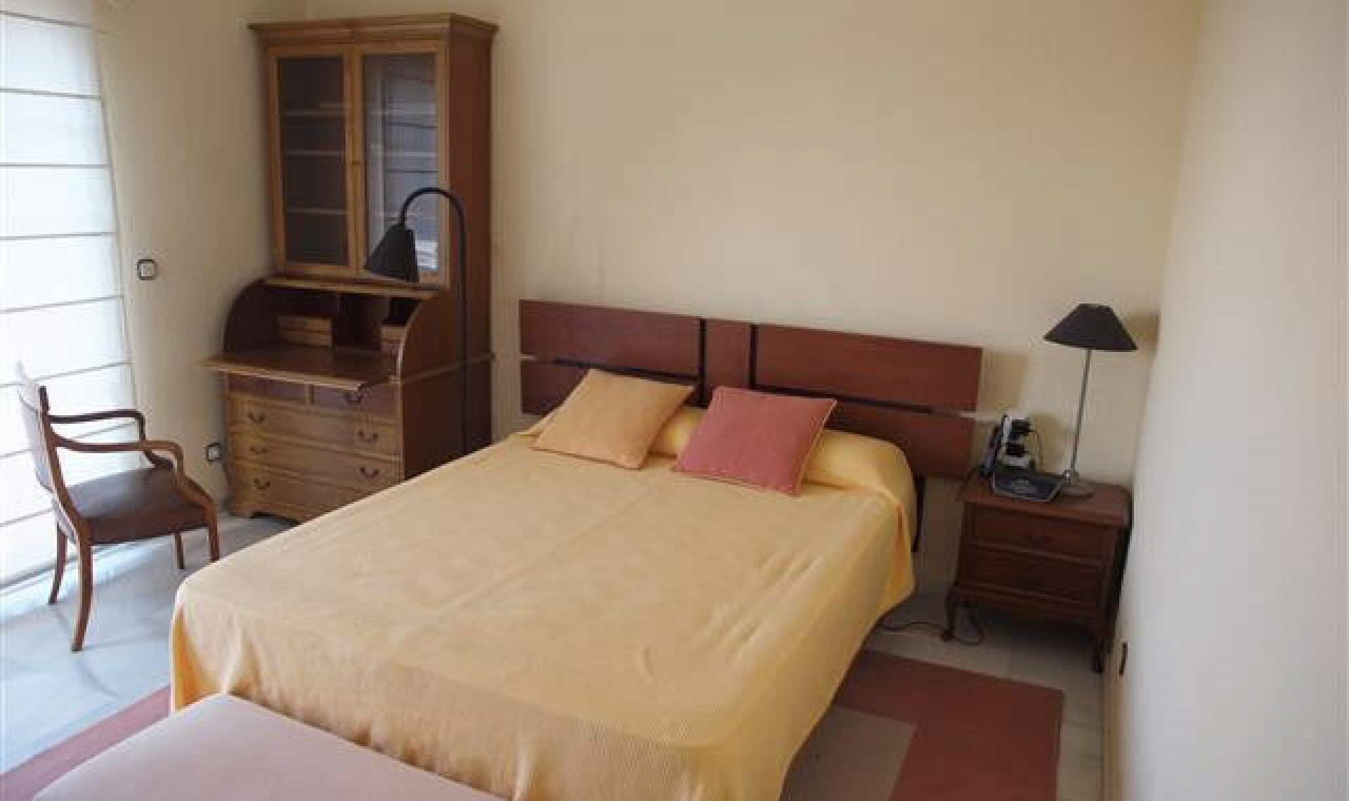 Resale - House -
Caleta de Vélez