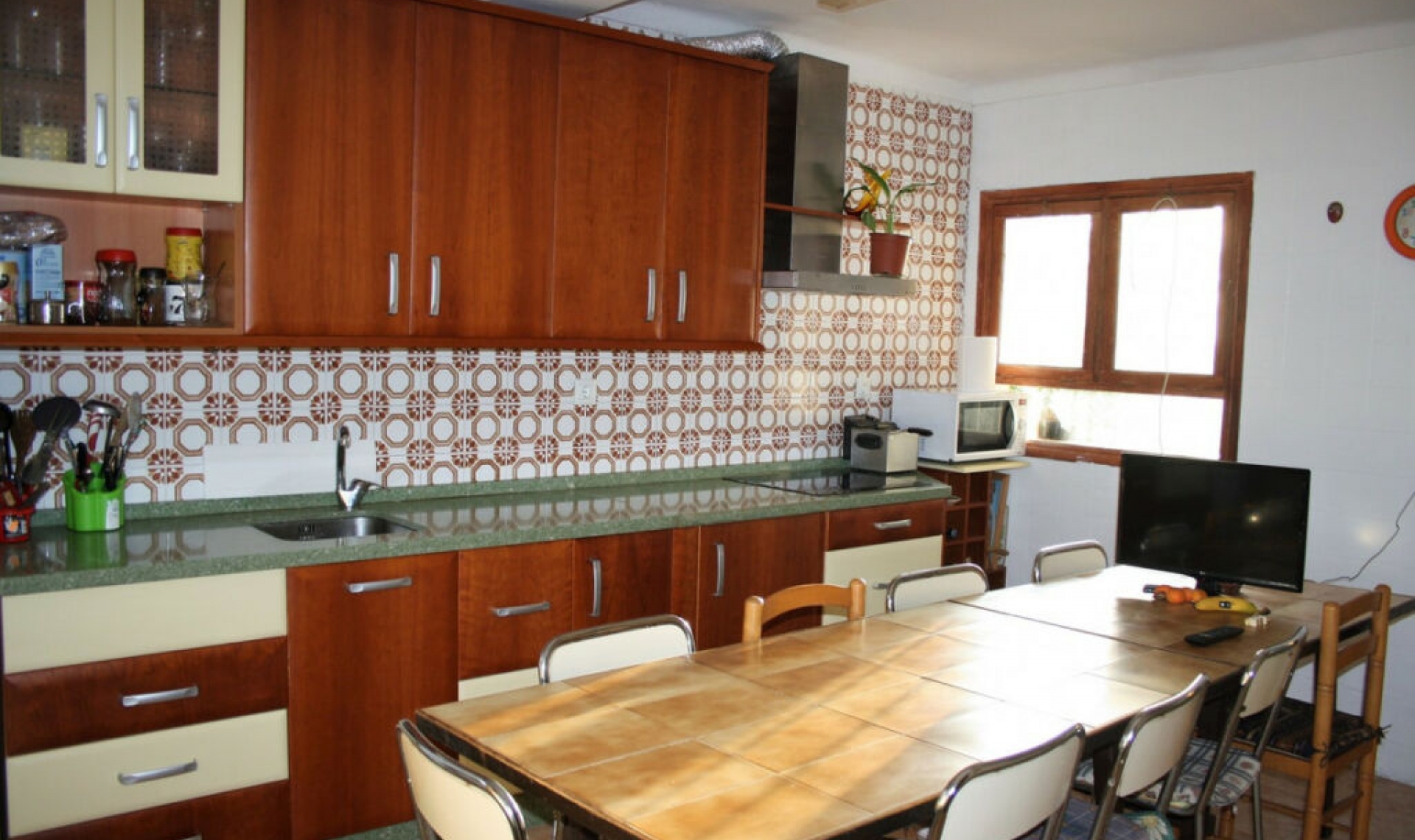 Resale - House -
Caleta de Vélez