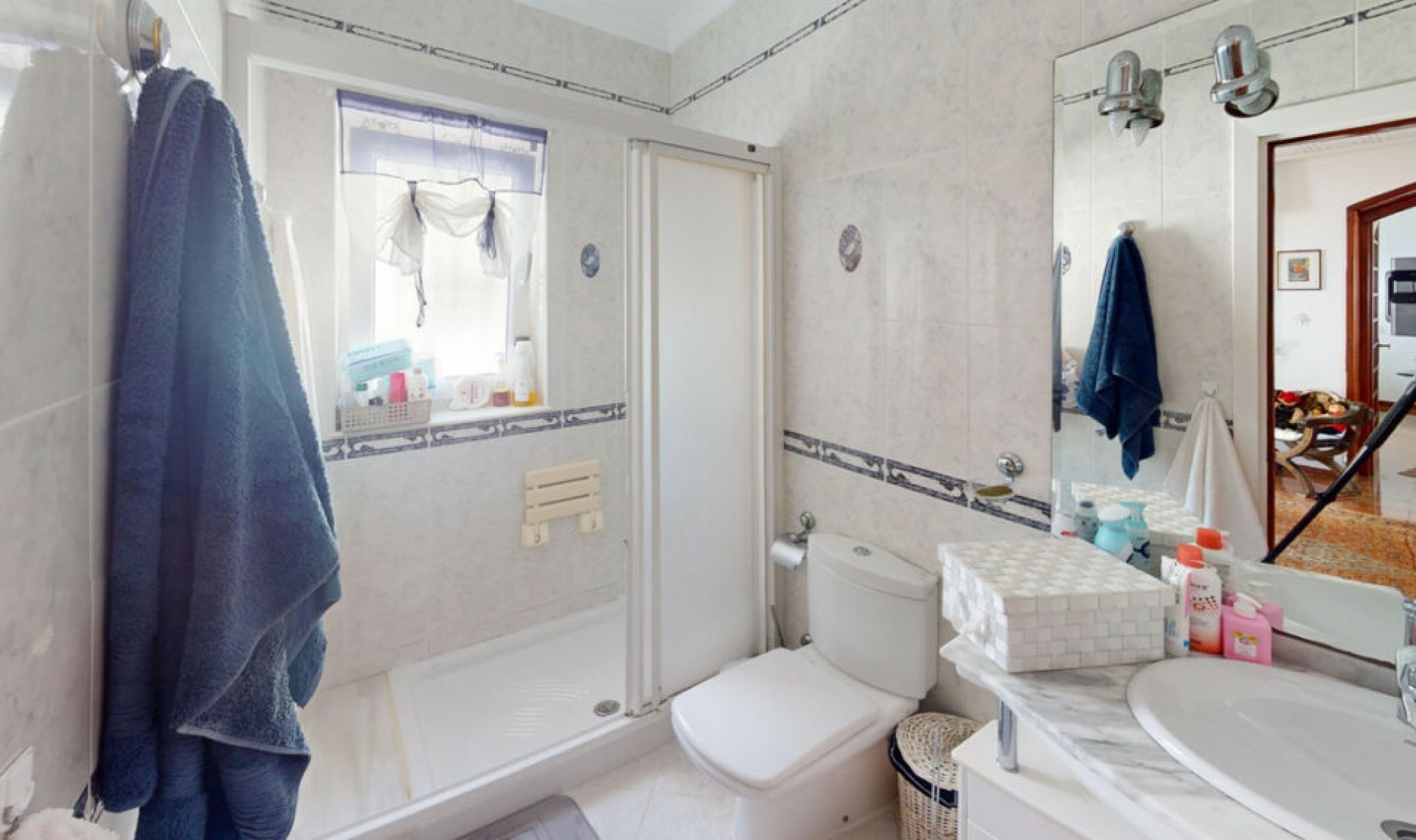 Resale - House -
Caleta de Vélez