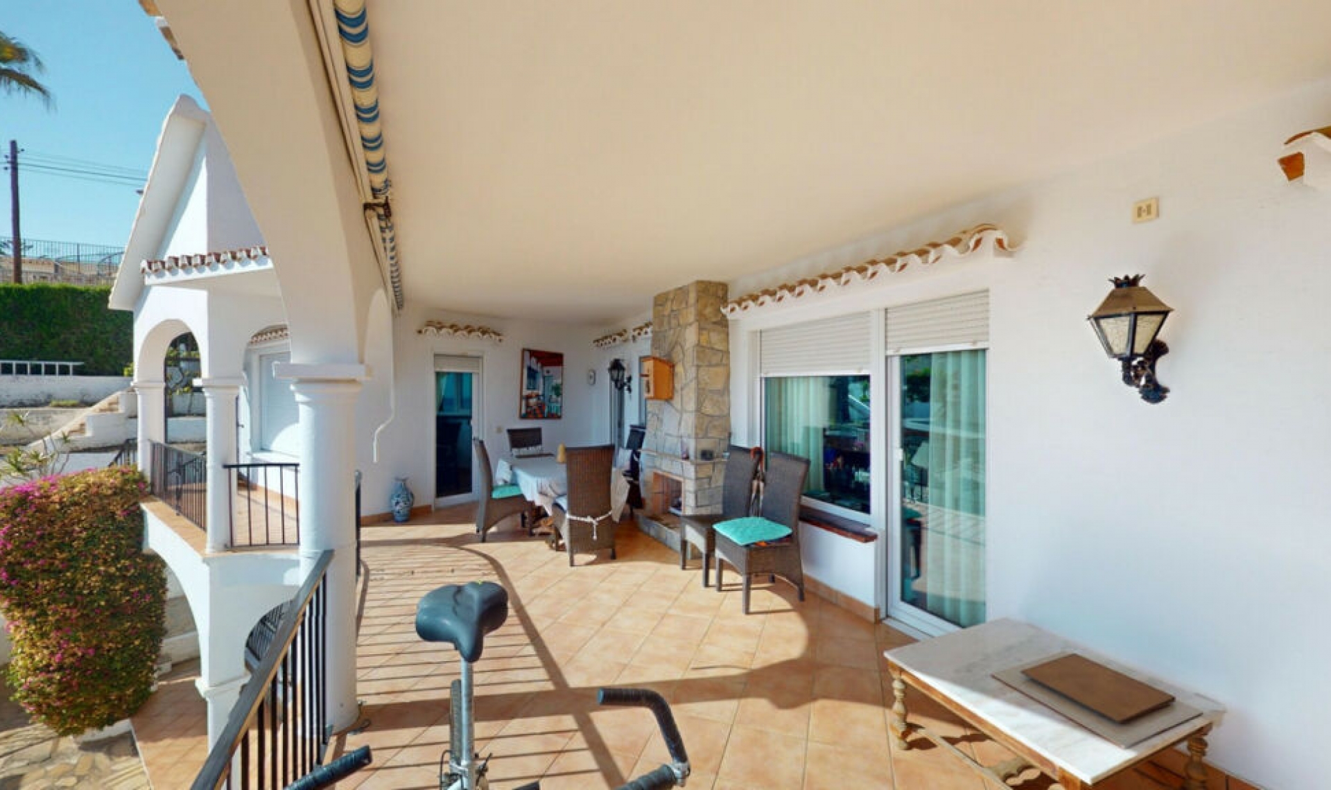 Resale - House -
Caleta de Vélez