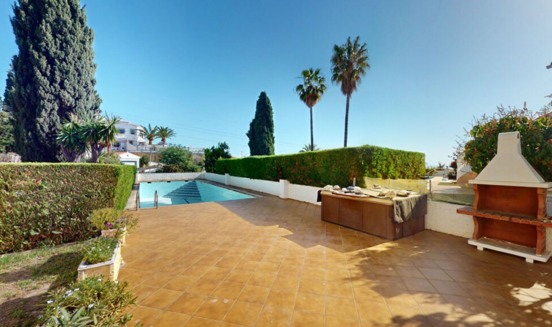 Resale - House -
Caleta de Vélez