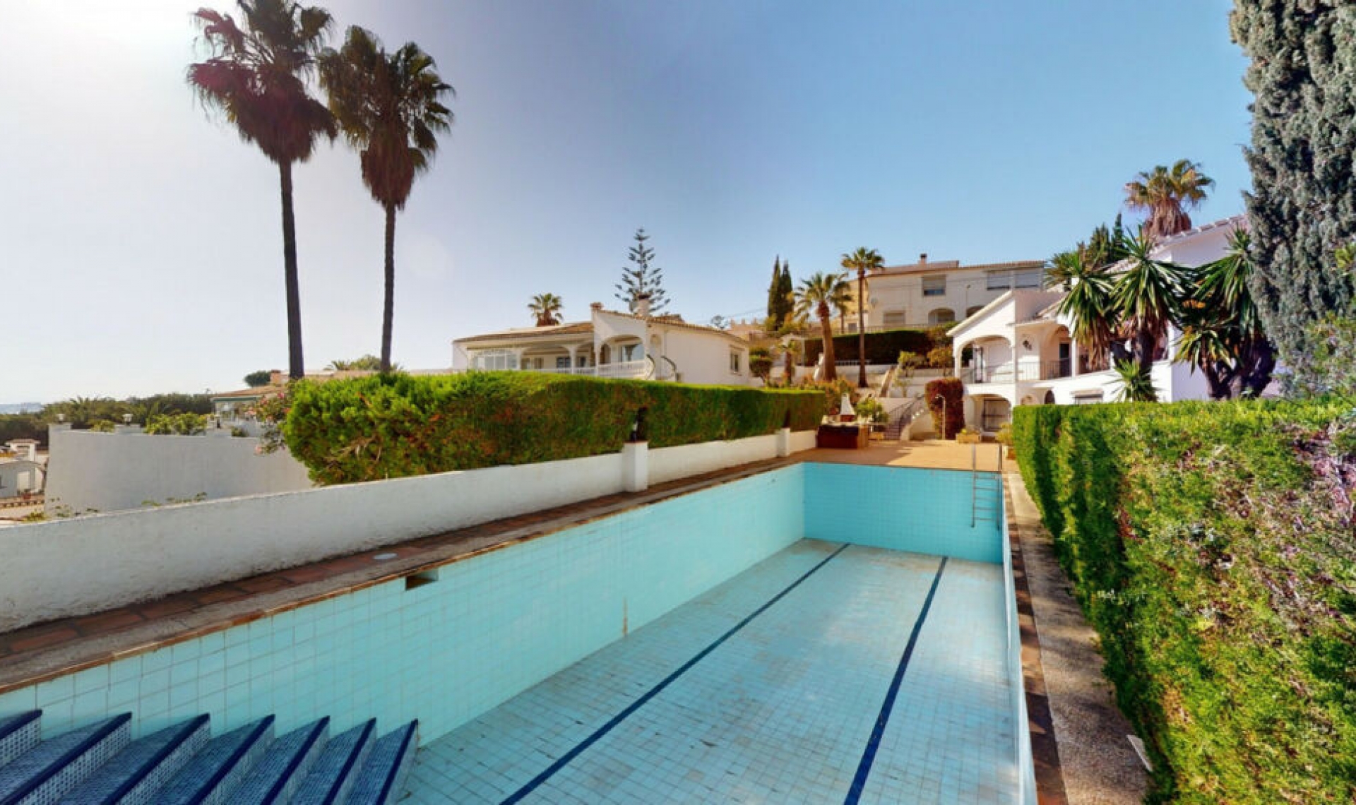 Resale - House -
Caleta de Vélez