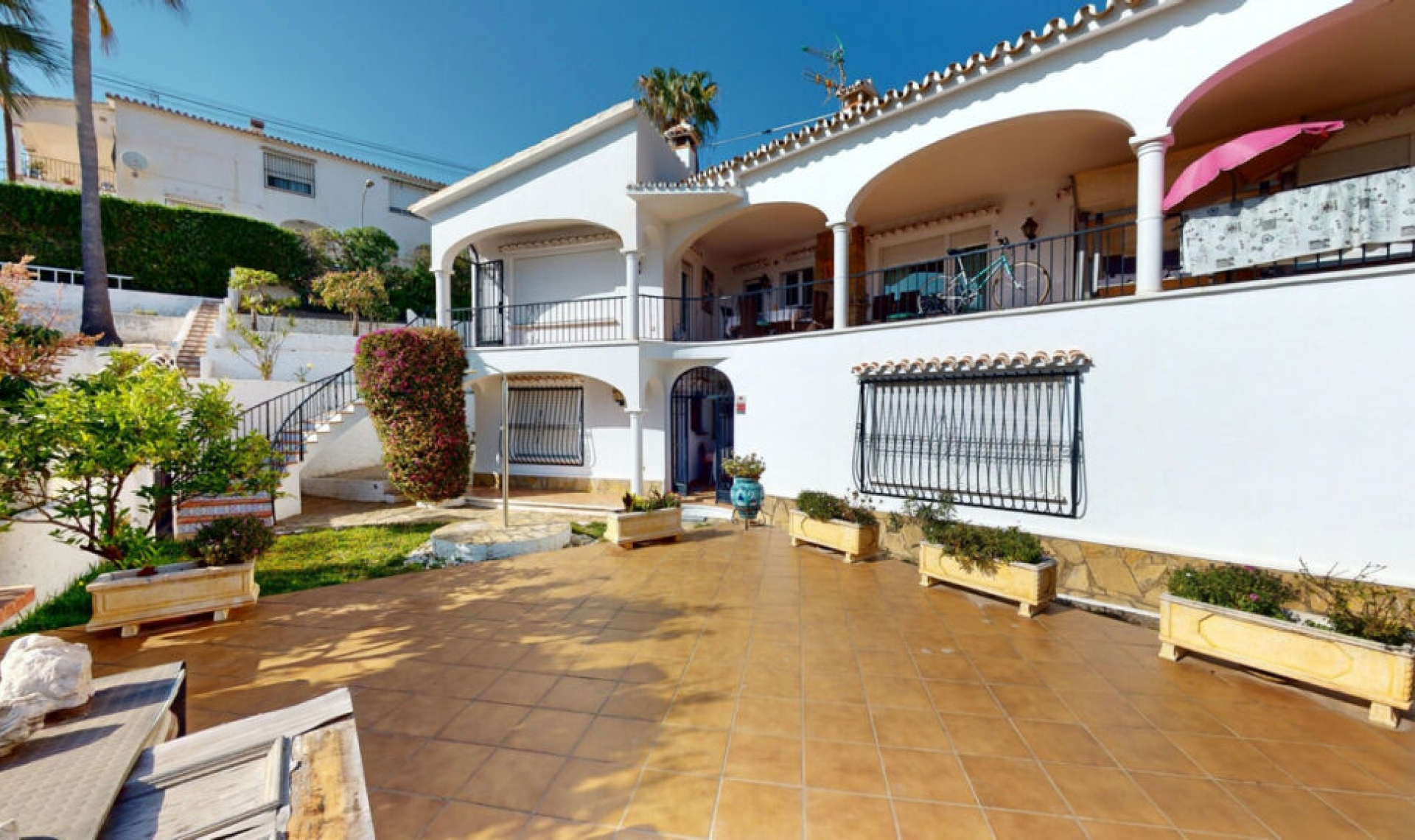 Resale - House -
Caleta de Vélez
