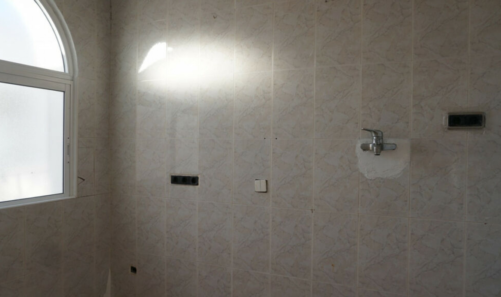 Resale - House -
Caleta de Vélez