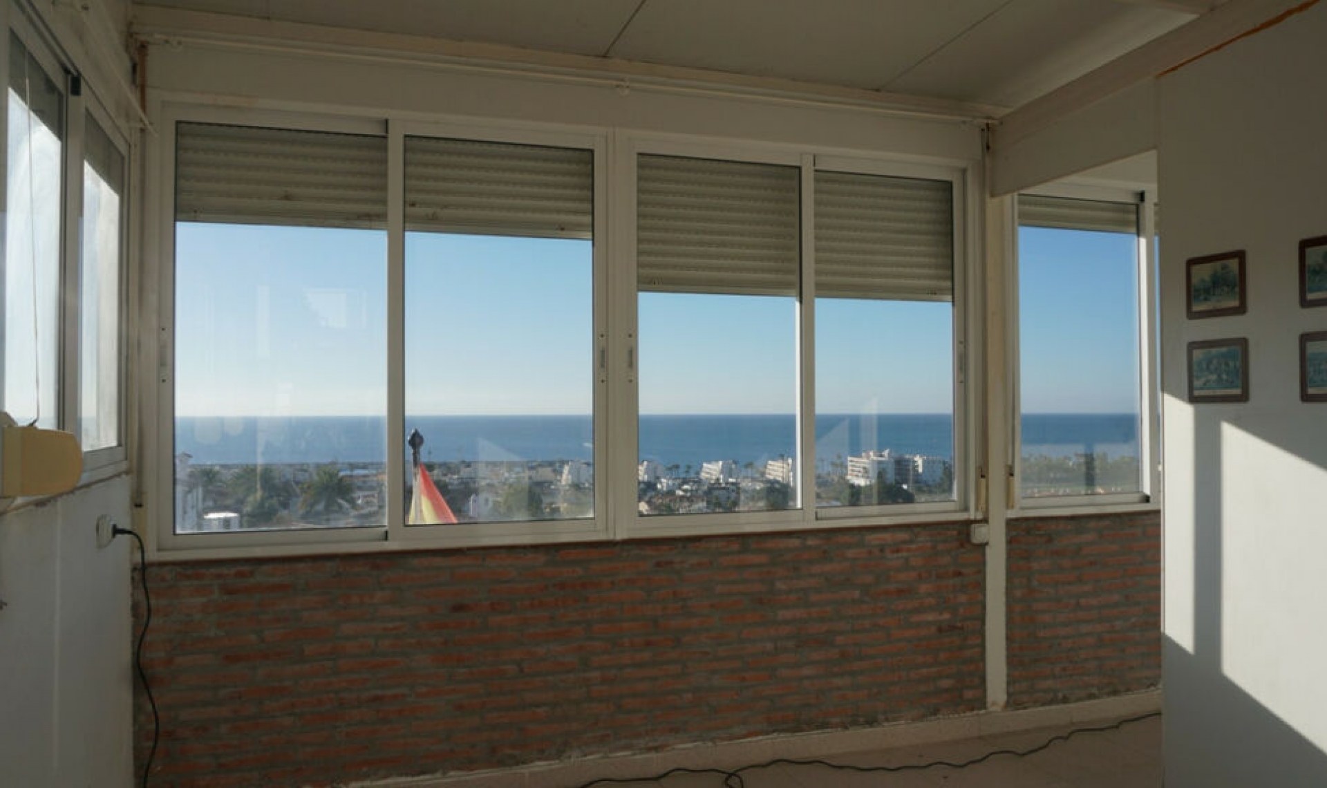 Resale - House -
Caleta de Vélez