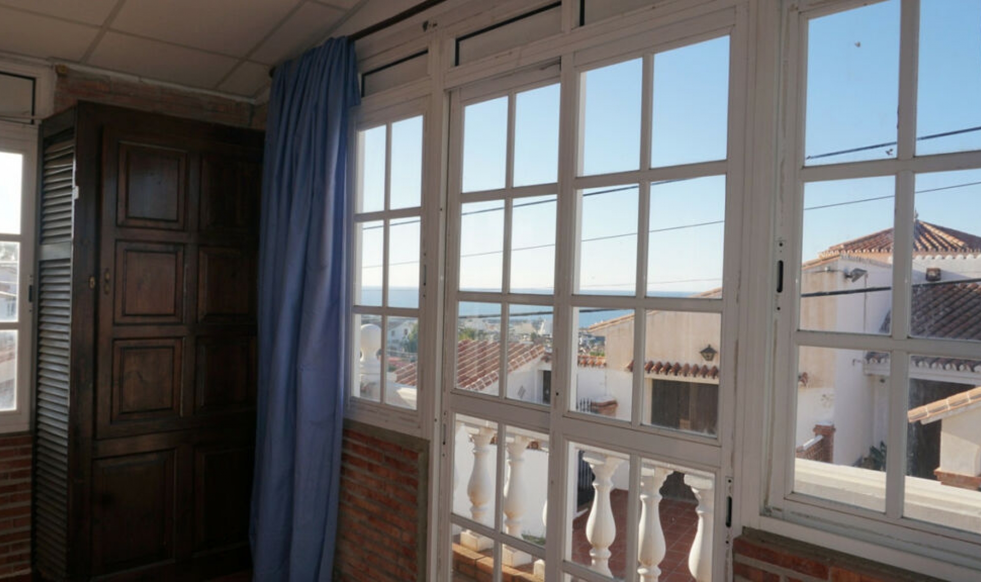 Resale - House -
Caleta de Vélez