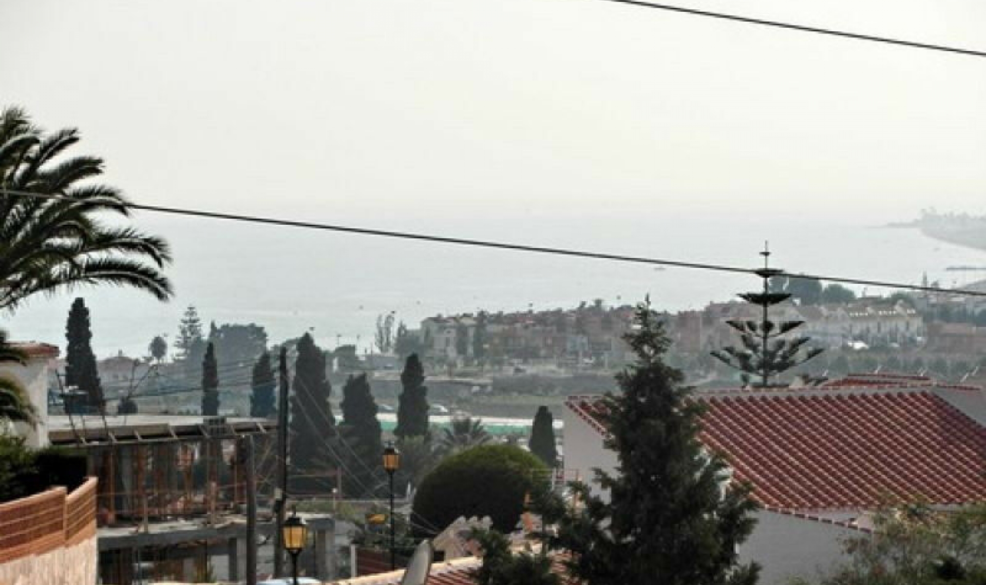 Resale - House -
Caleta de Vélez