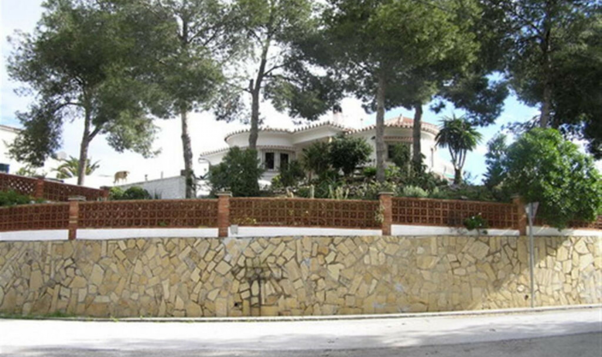 Resale - House -
Caleta de Vélez