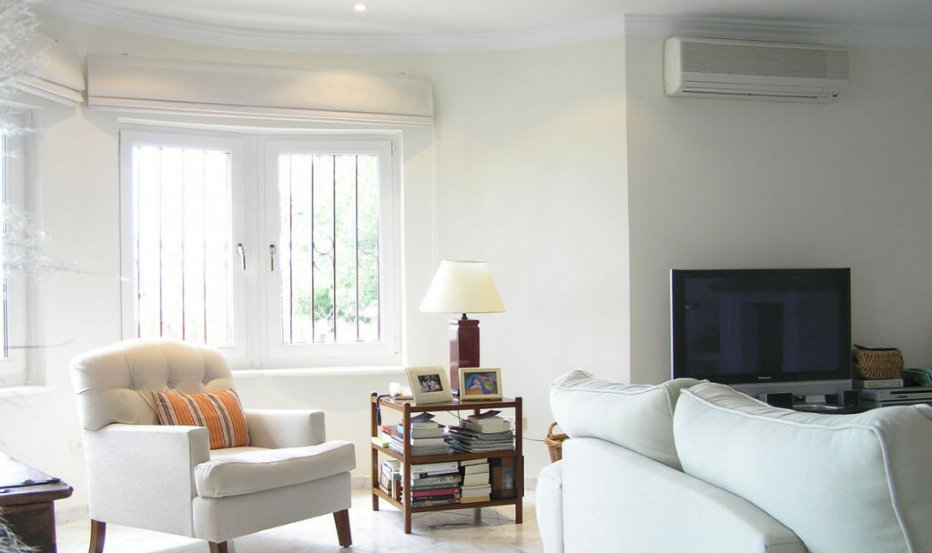 Resale - House -
Caleta de Vélez