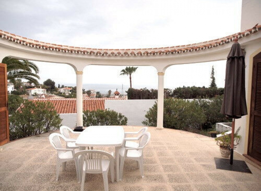 Resale - House -
Caleta de Vélez