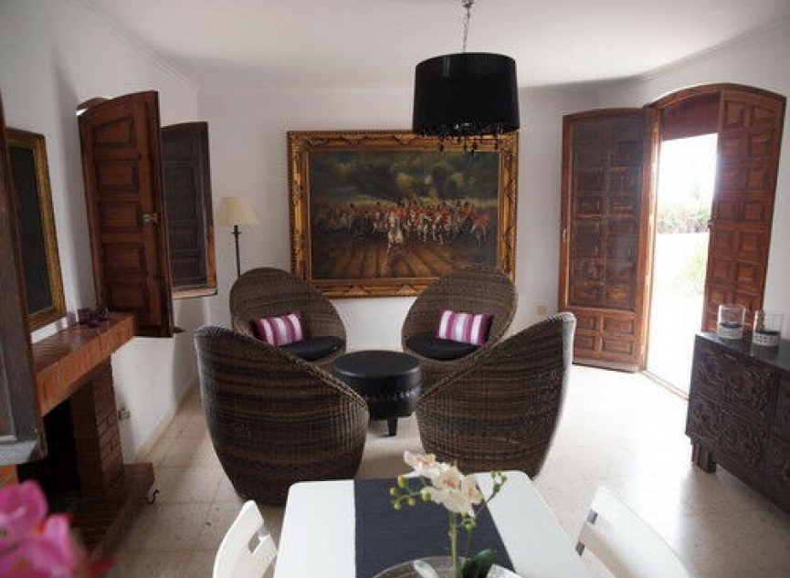 Resale - House -
Caleta de Vélez