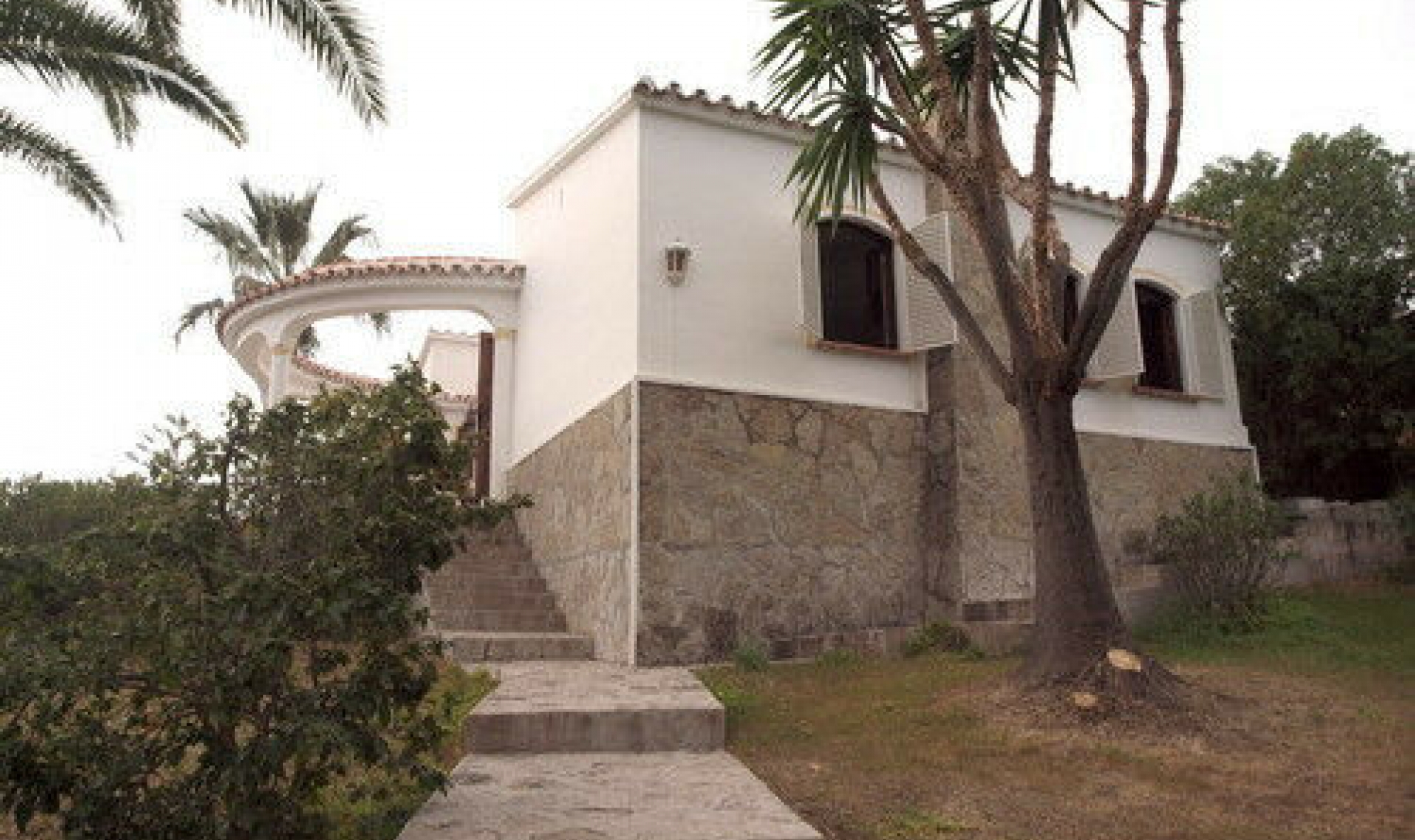 Resale - House -
Caleta de Vélez