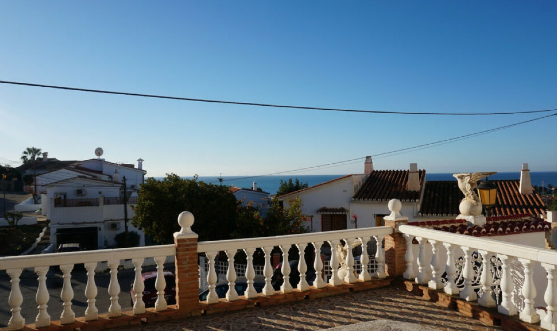 Resale - House -
Caleta de Vélez