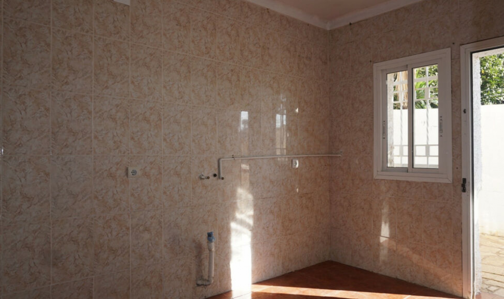 Resale - House -
Caleta de Vélez