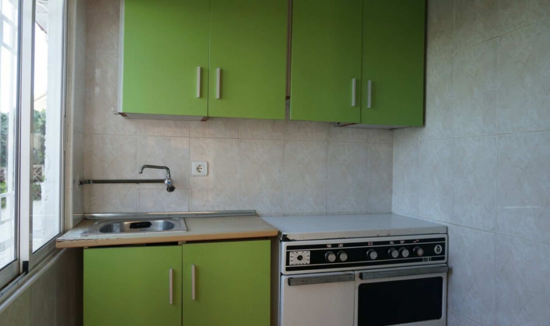 Resale - House -
Caleta de Vélez