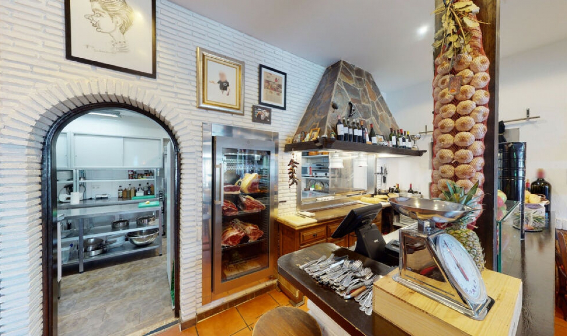 Resale - House -
Caleta de Vélez