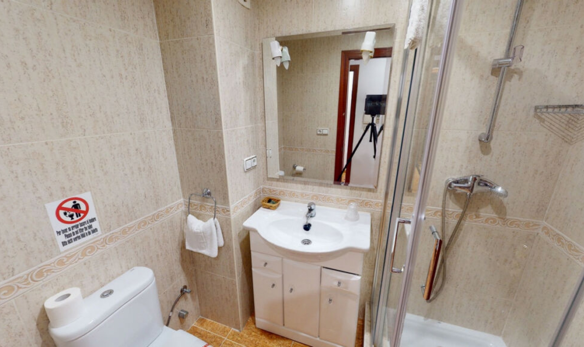 Resale - House -
Caleta de Vélez