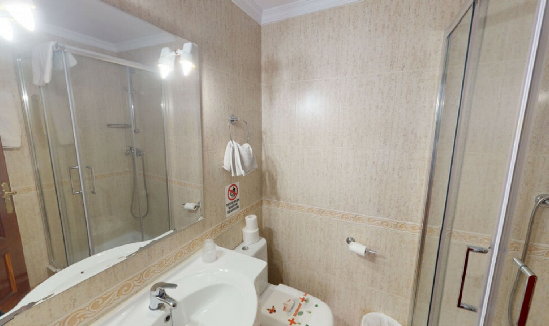 Resale - House -
Caleta de Vélez