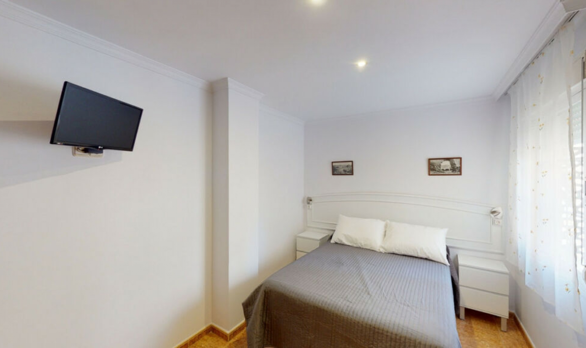 Resale - House -
Caleta de Vélez