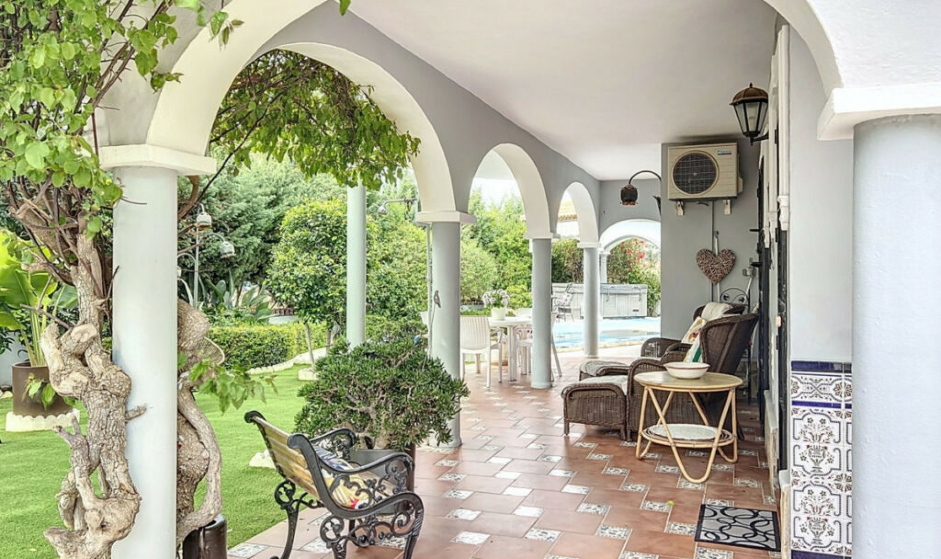 Resale - House -
Caleta de Vélez