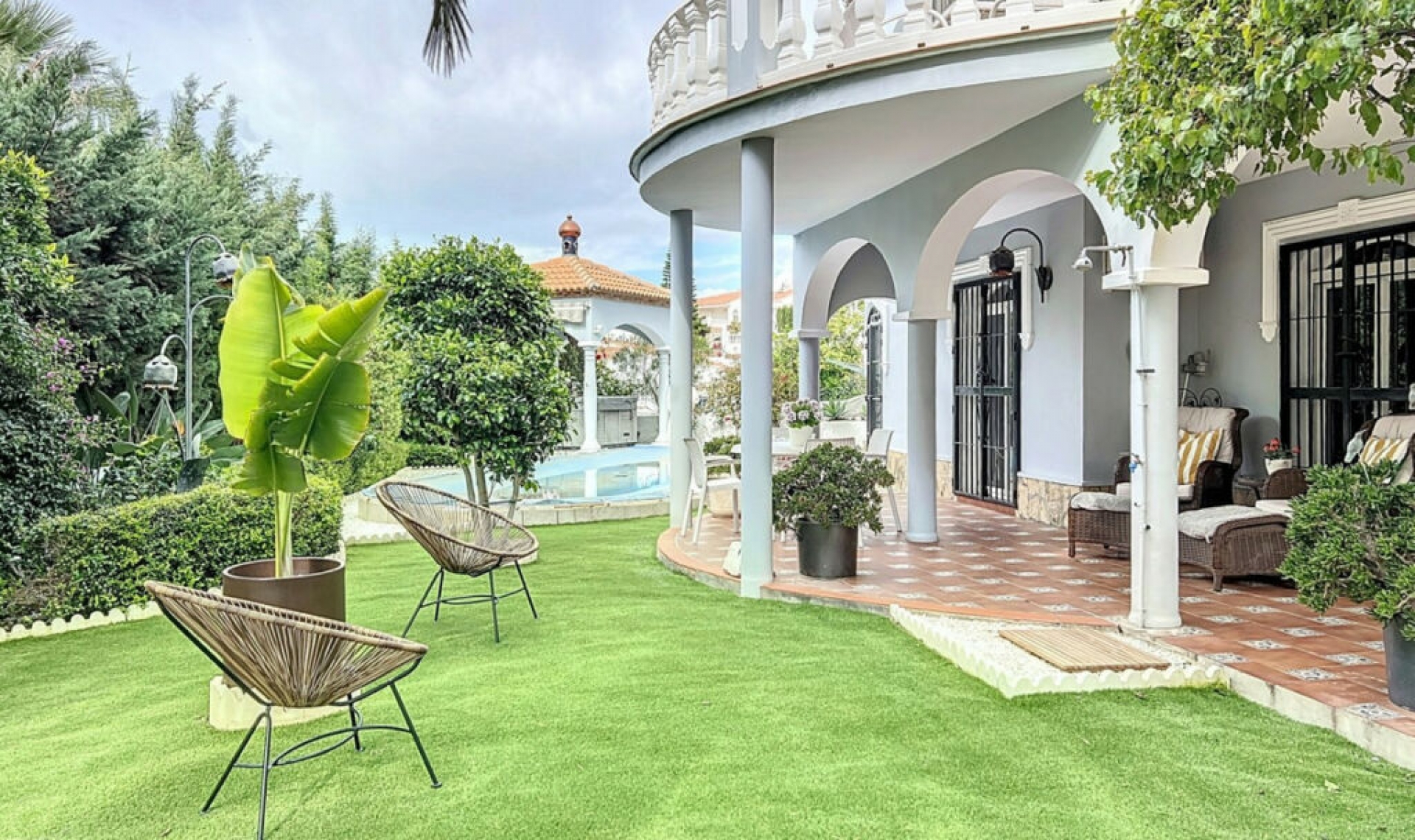 Resale - House -
Caleta de Vélez