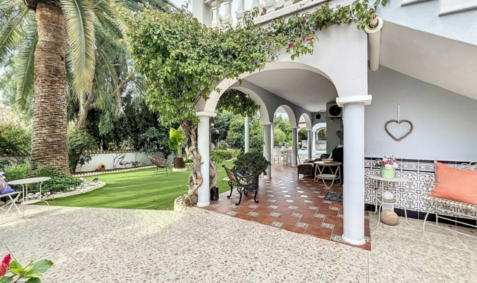 Resale - House -
Caleta de Vélez