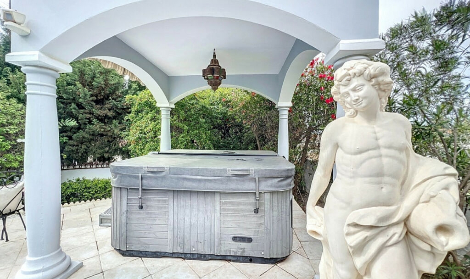 Resale - House -
Caleta de Vélez