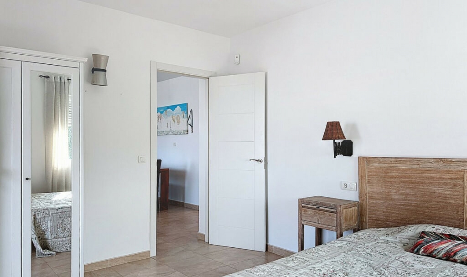 Resale - House -
Caleta de Vélez