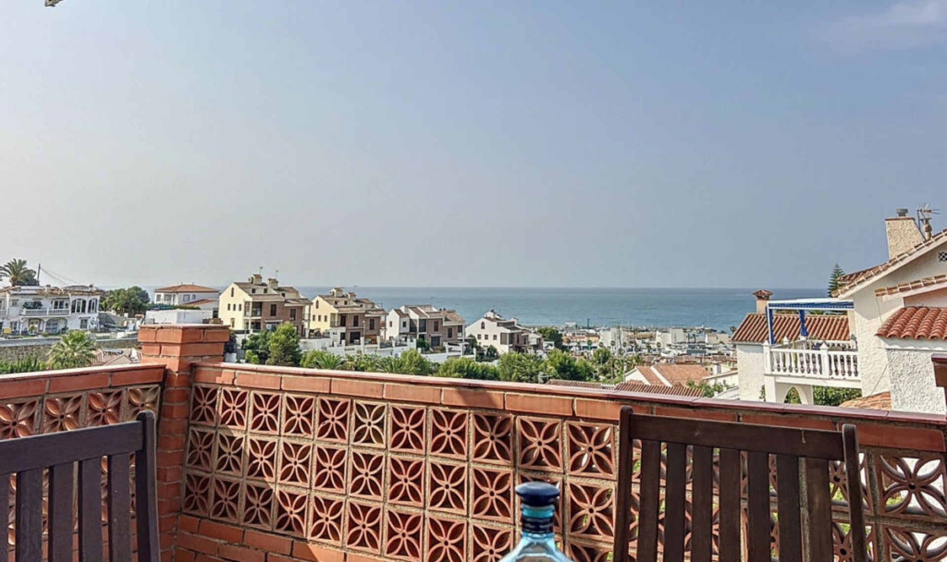 Resale - House -
Caleta de Vélez