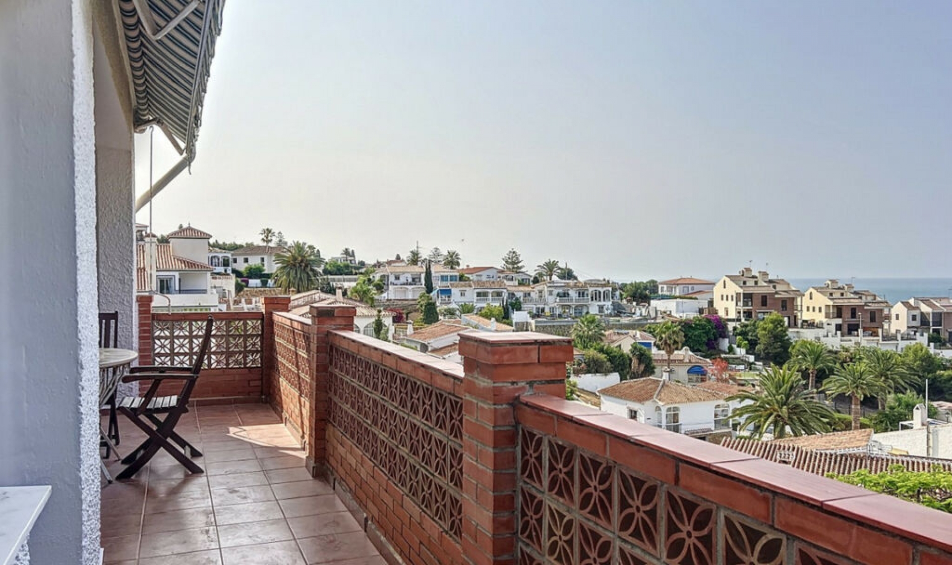 Resale - House -
Caleta de Vélez