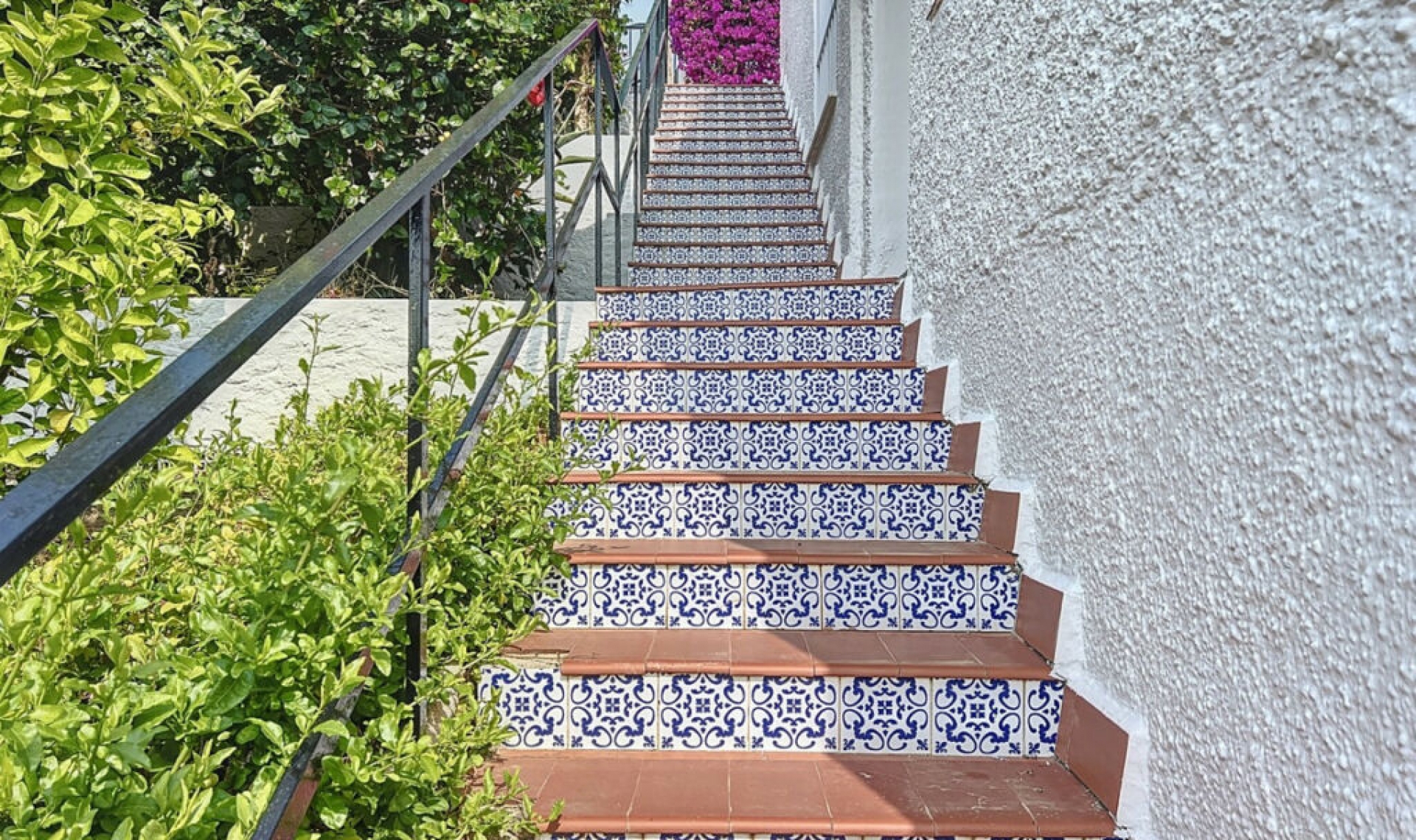 Resale - House -
Caleta de Vélez