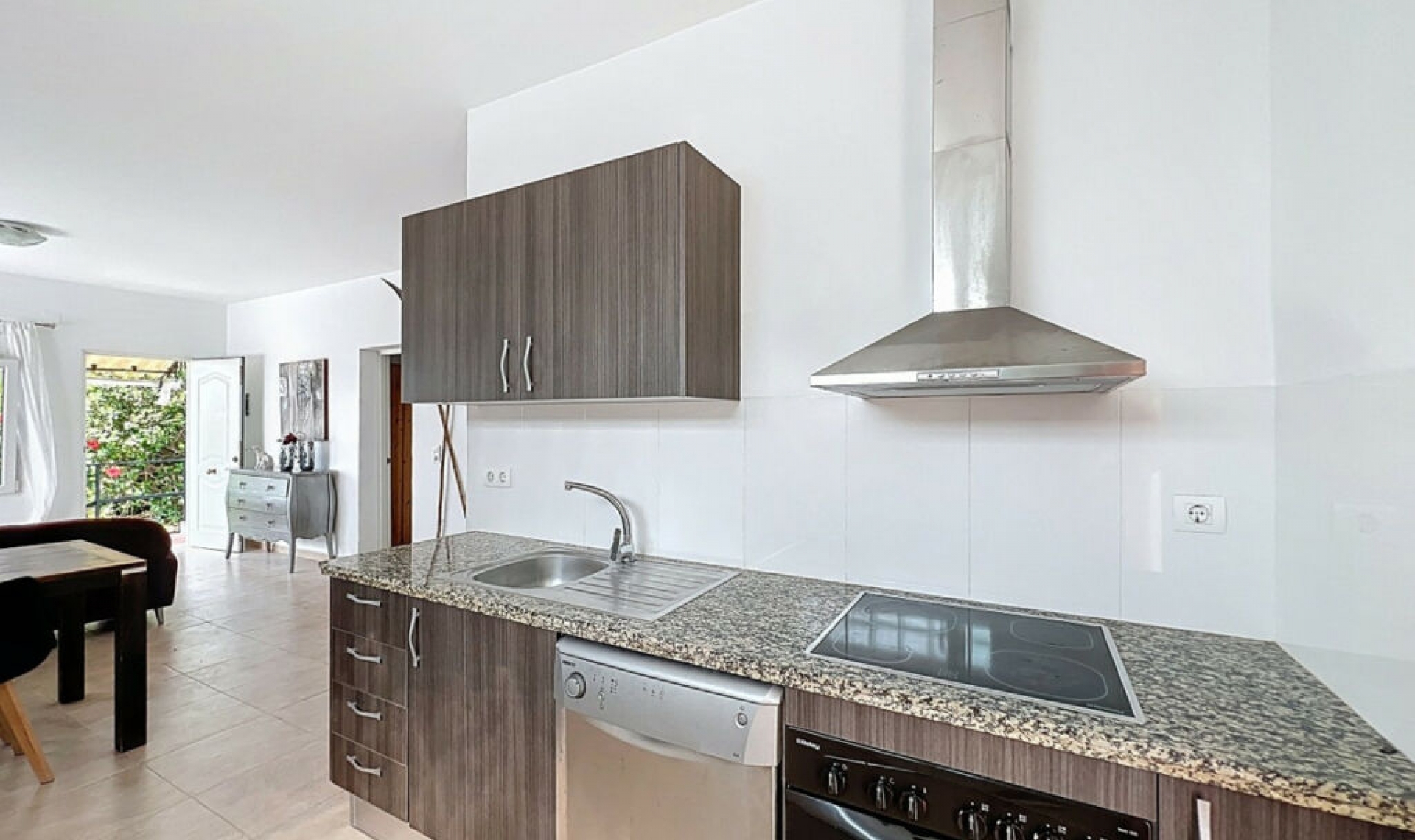 Resale - House -
Caleta de Vélez