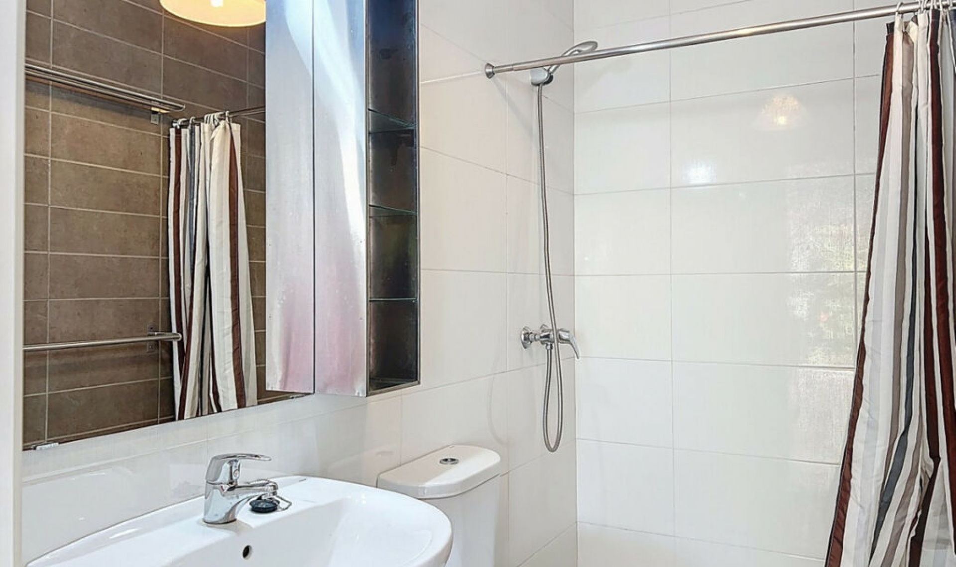 Resale - House -
Caleta de Vélez