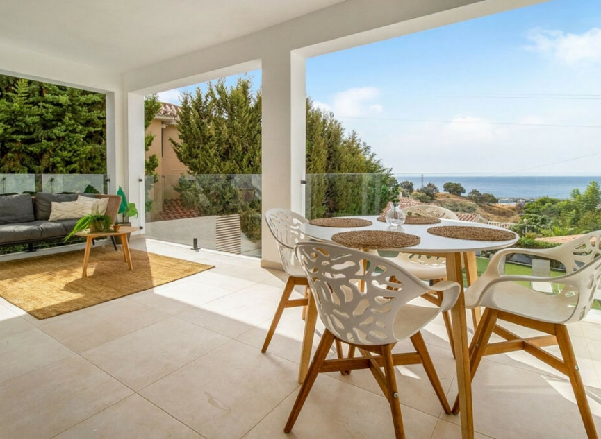 Resale - House -
Caleta de Vélez