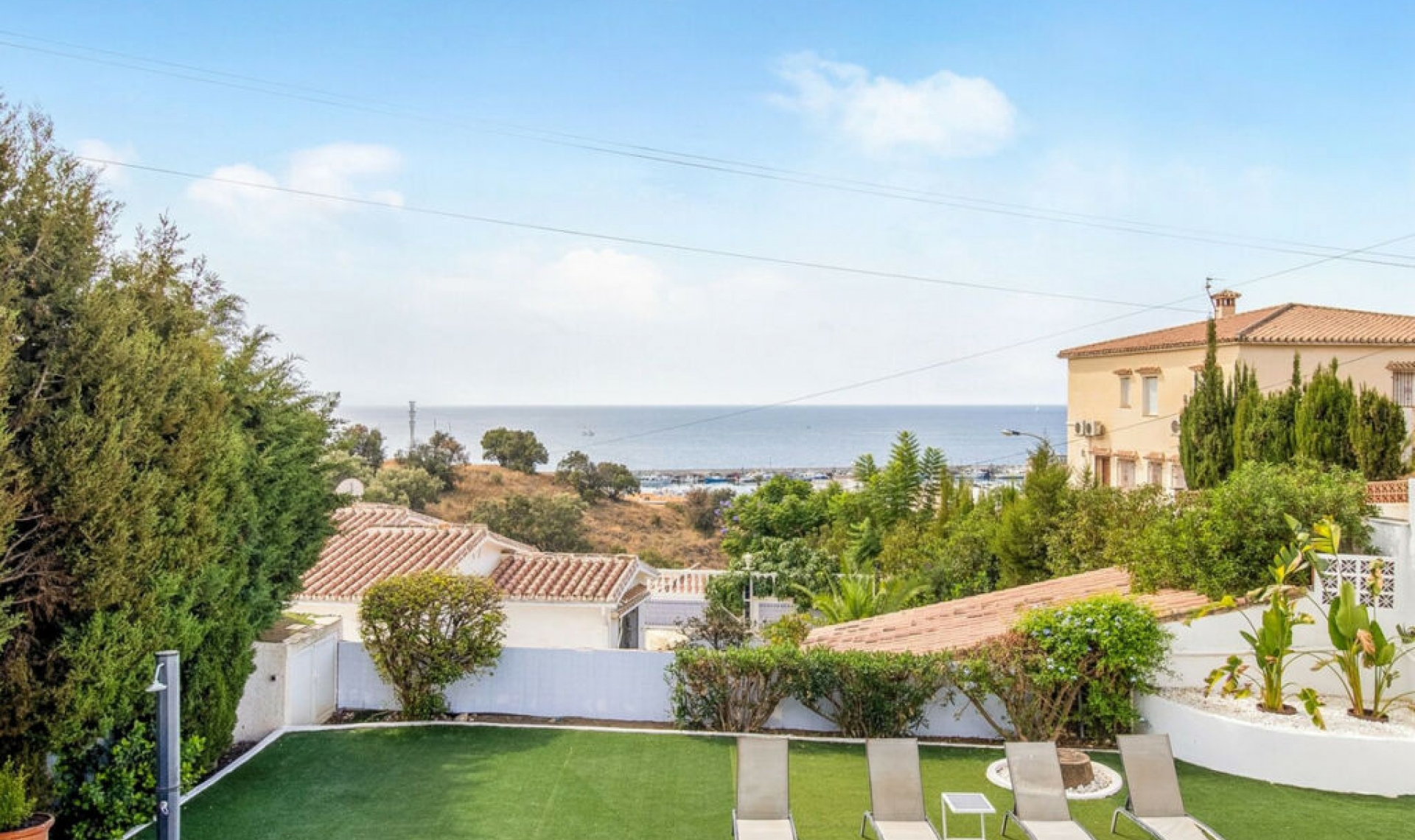 Resale - House -
Caleta de Vélez