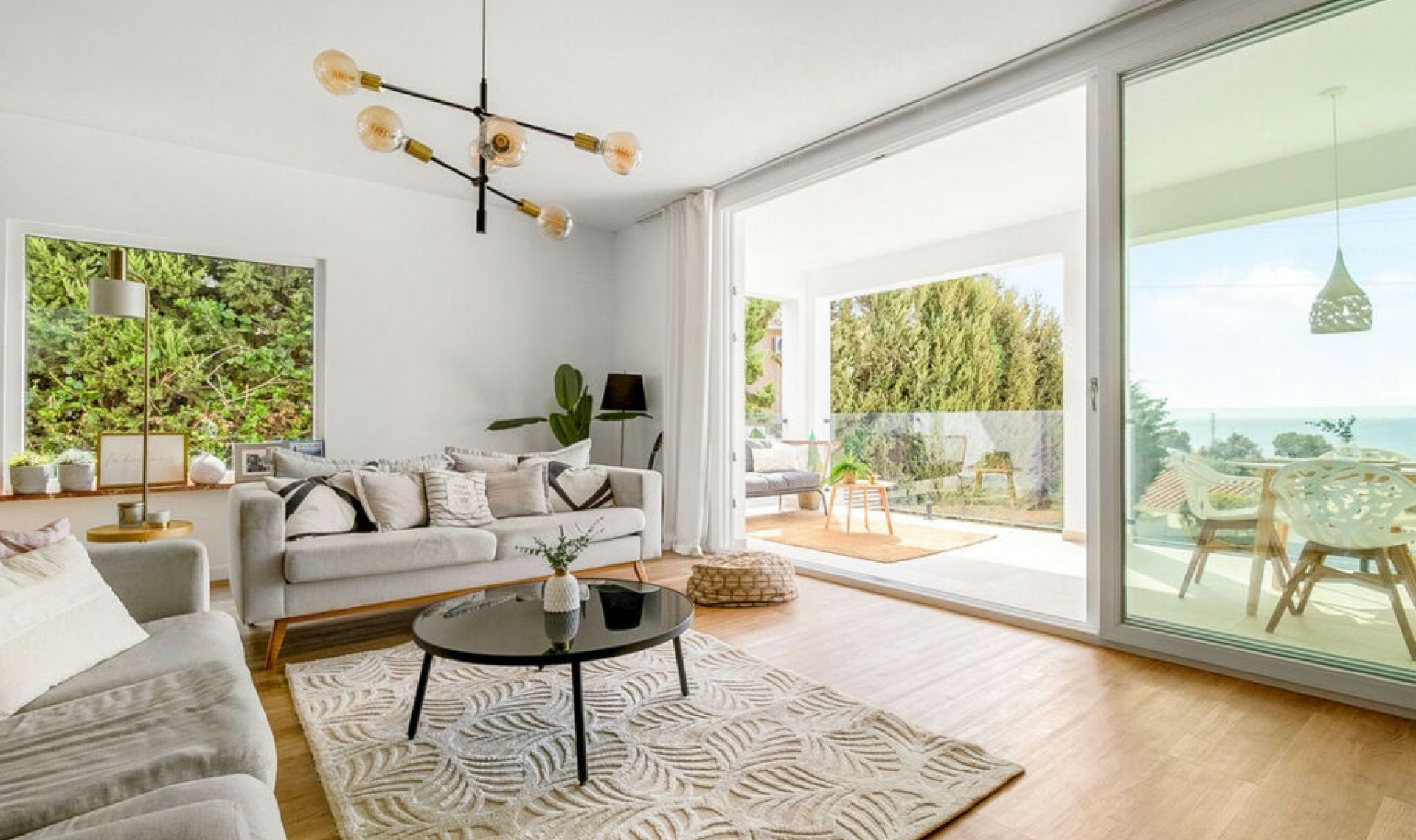 Resale - House -
Caleta de Vélez