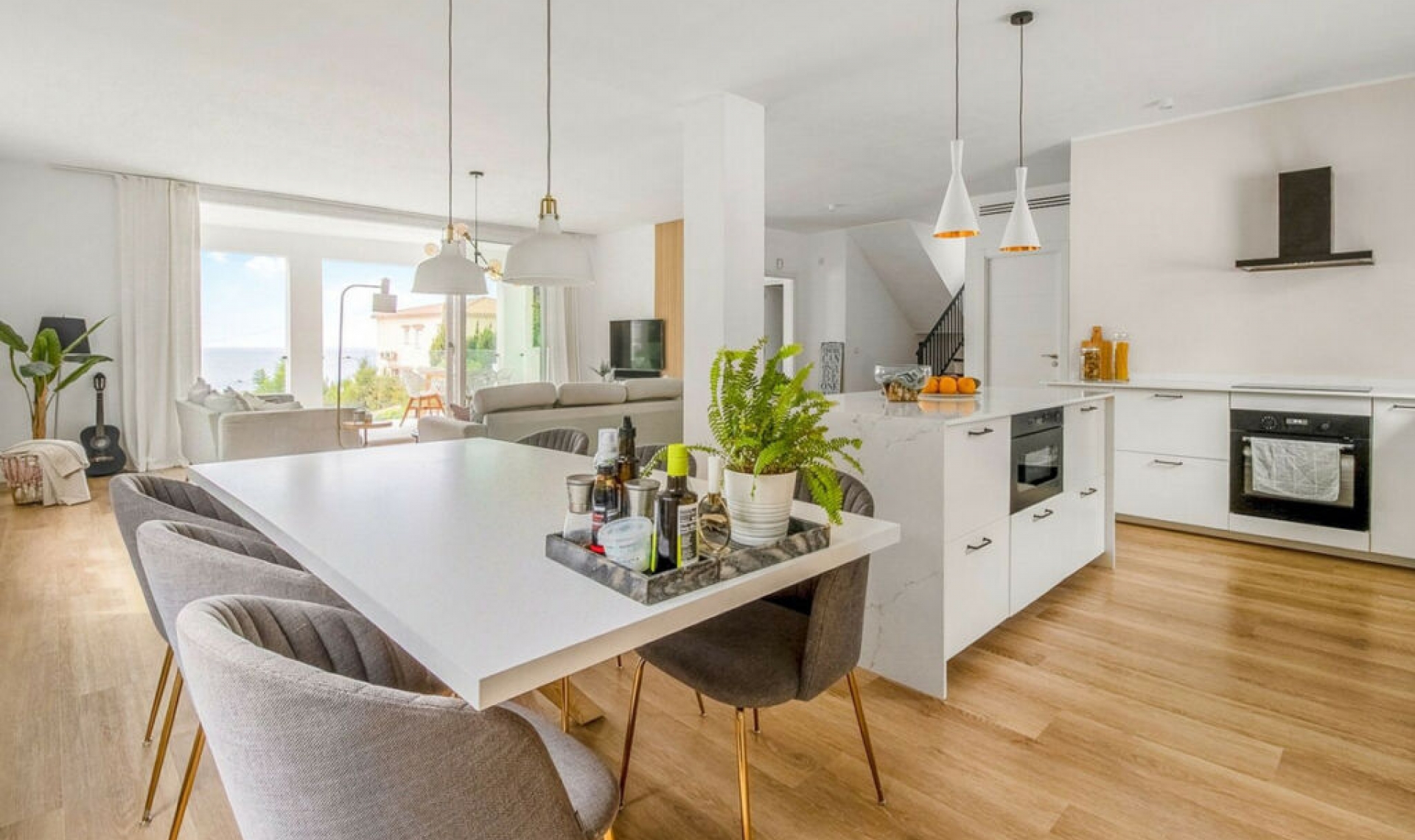 Resale - House -
Caleta de Vélez